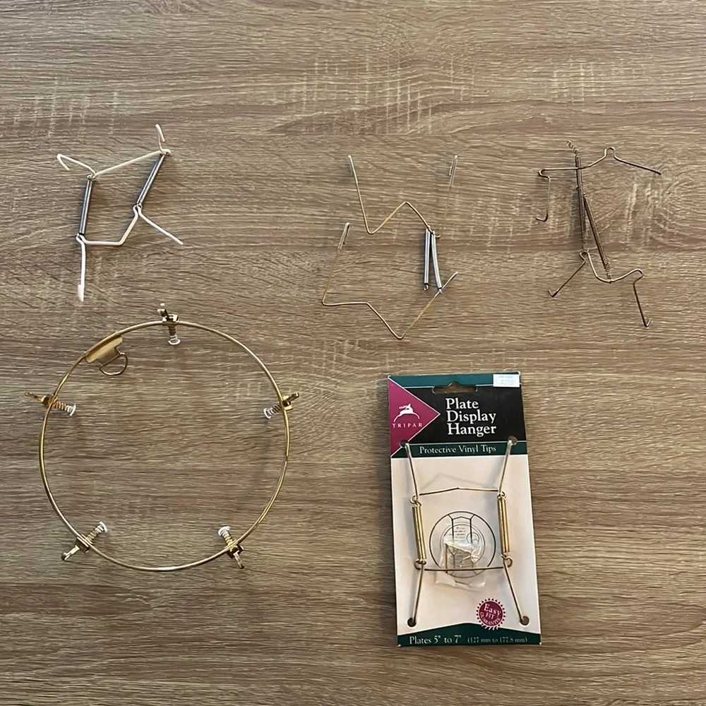 Plate Display Hangers - 5 Hangers